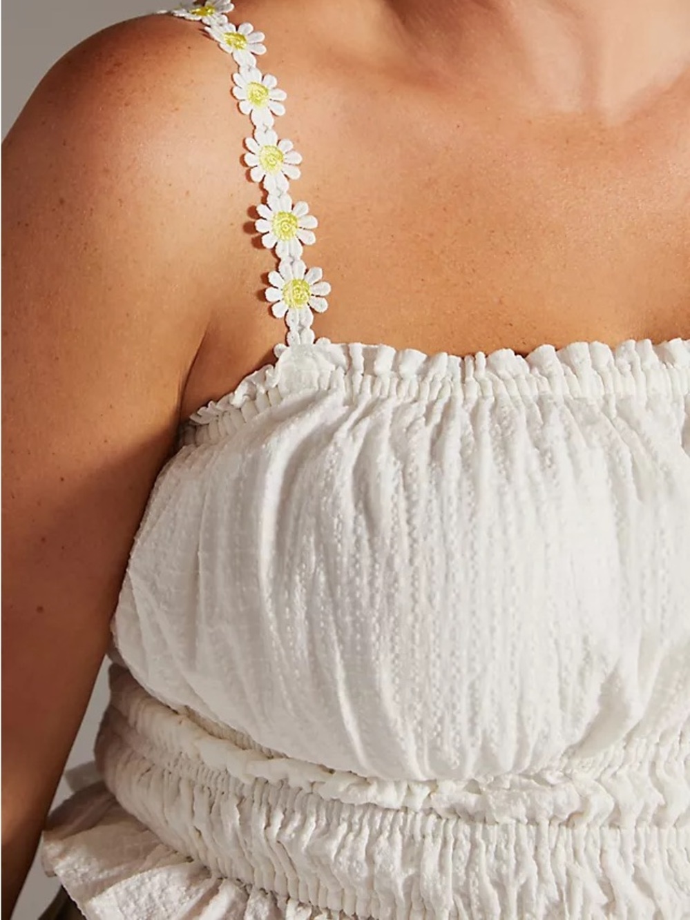 Anthropologie Maeve Women’s White Daisy-Strap Smocked Crop Tank Top Size L